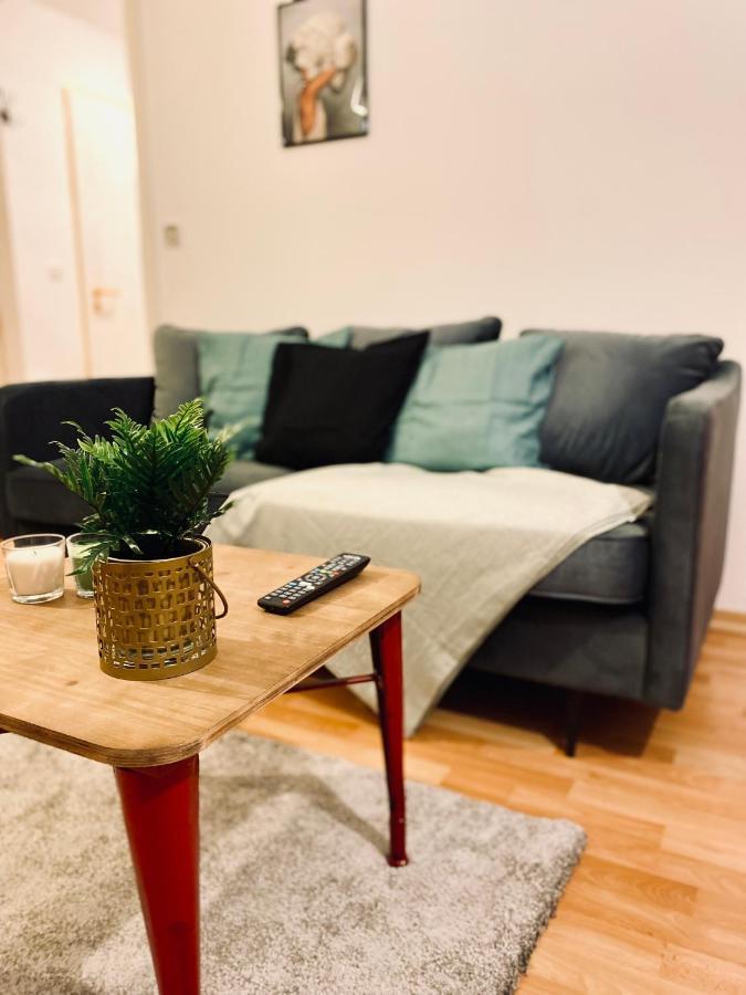 Saniertes Studio - Elisa - Mit Balkon, Wlan, Smart-Tv & Kueche In City-Naehe Эрфурт Экстерьер фото