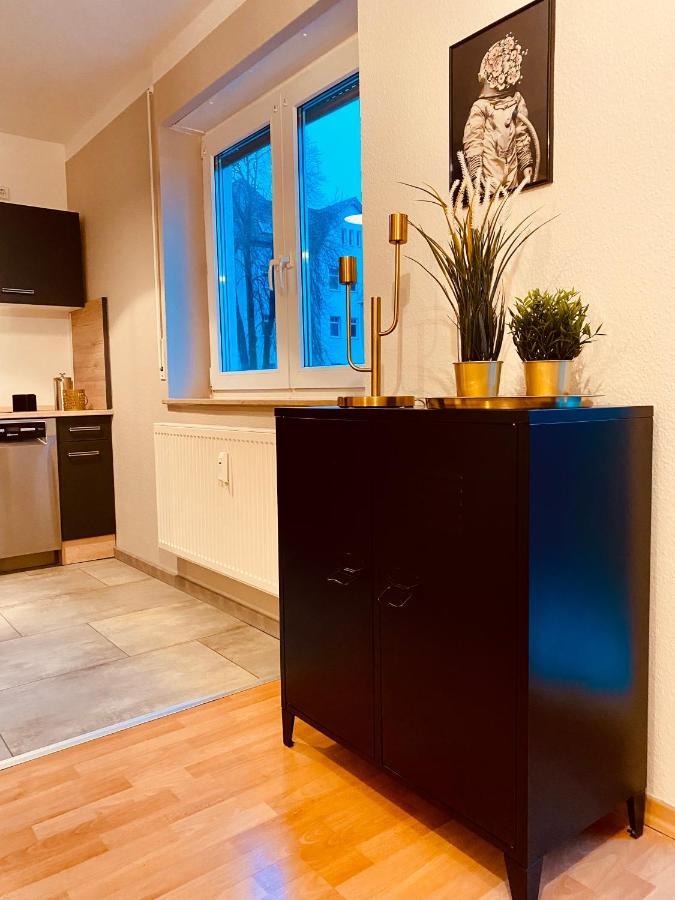 Saniertes Studio - Elisa - Mit Balkon, Wlan, Smart-Tv & Kueche In City-Naehe Эрфурт Экстерьер фото